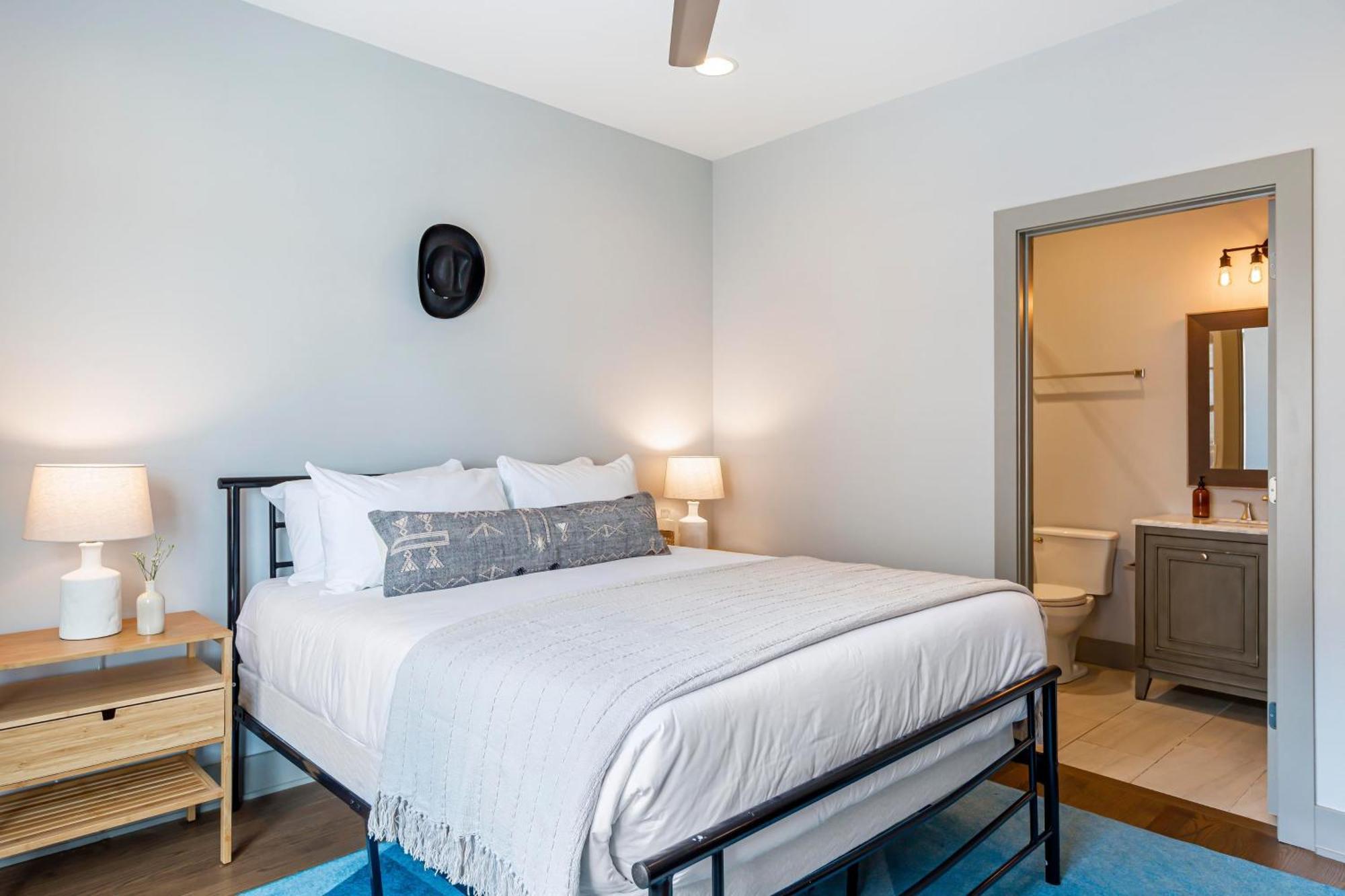 Waverly By Avantstay Nashville-Inspired Townhome W Luxury Kitchen Pool Table מראה חיצוני תמונה