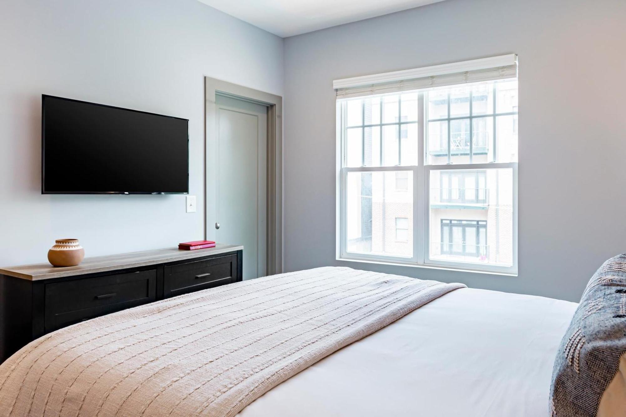 Waverly By Avantstay Nashville-Inspired Townhome W Luxury Kitchen Pool Table מראה חיצוני תמונה